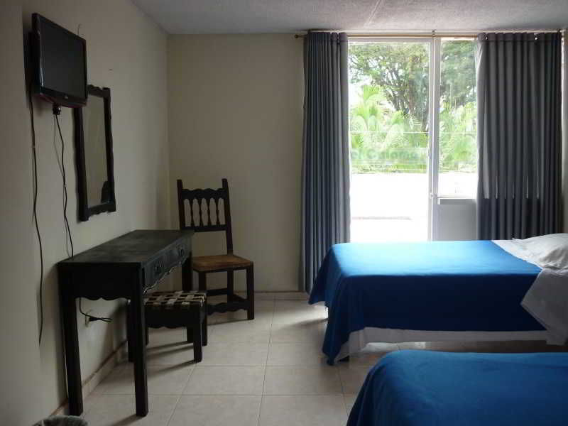 Hotel Calamo Plaza Pitalito Ngoại thất bức ảnh