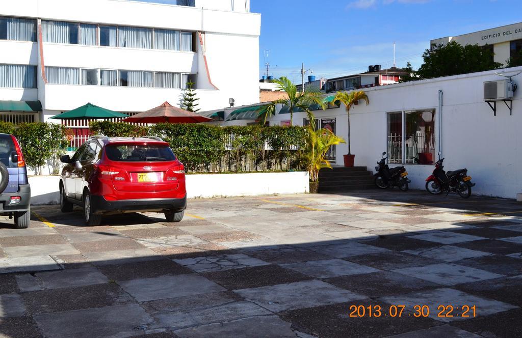 Hotel Calamo Plaza Pitalito Ngoại thất bức ảnh