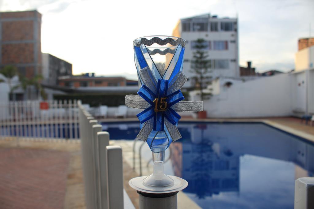 Hotel Calamo Plaza Pitalito Ngoại thất bức ảnh